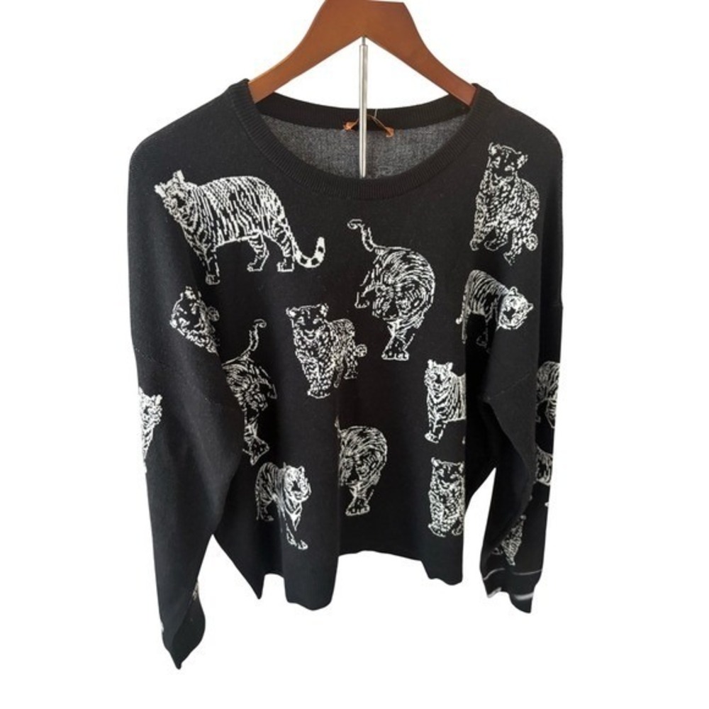 bellini womens tiger print crew neck long sleeve knit sweater xl black ivory